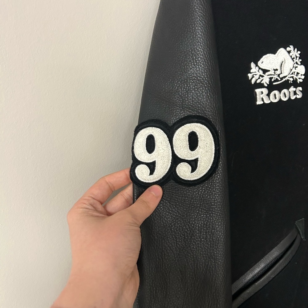 Roots x Wayne Gretzky Whiskey Grade Rare Jacket Men Size Large Black - Picture 2 of 8